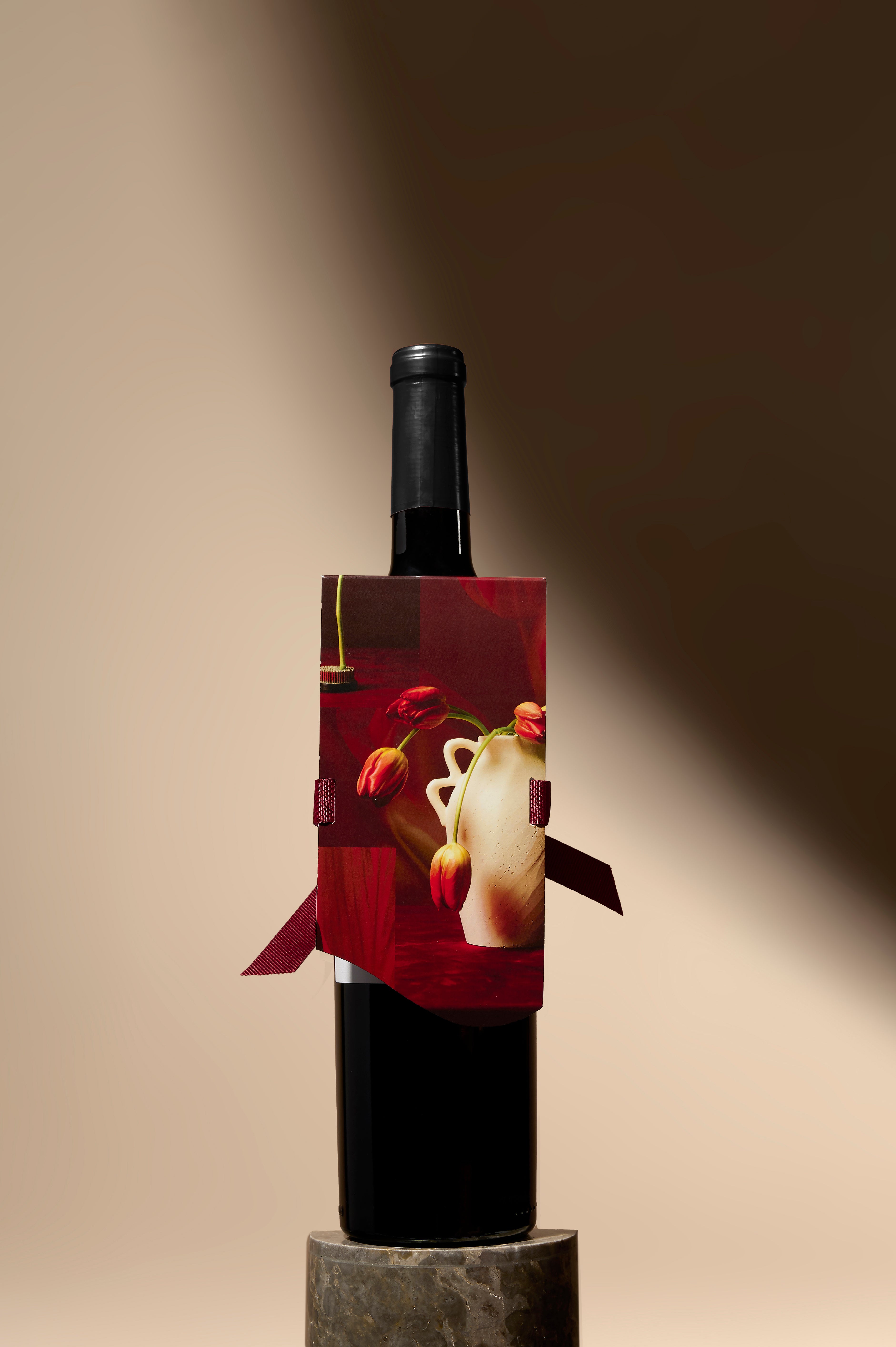 Set of 3 Premium Bottle Gift Tags - Crimson Bloom