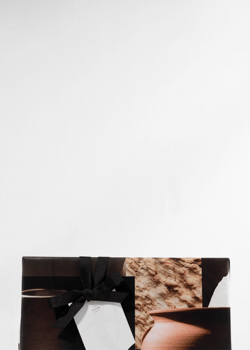 Moulded Pottery - Set of 3 Premium Gift Wrap Sheets (Ribbon & Gift Tags included)